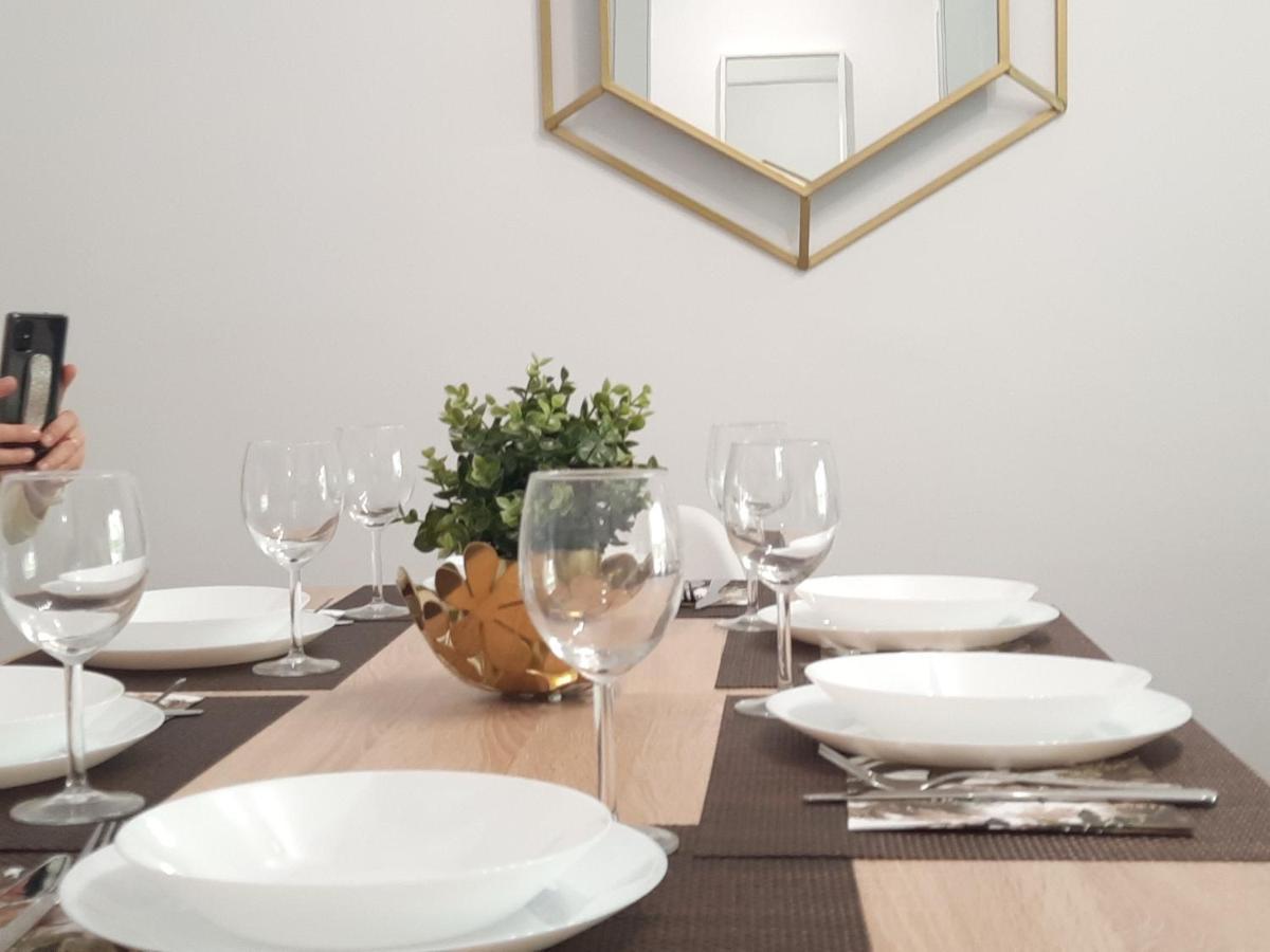 Bsb - Dream Holidays Apartment ซาลอว์ ภายนอก รูปภาพ