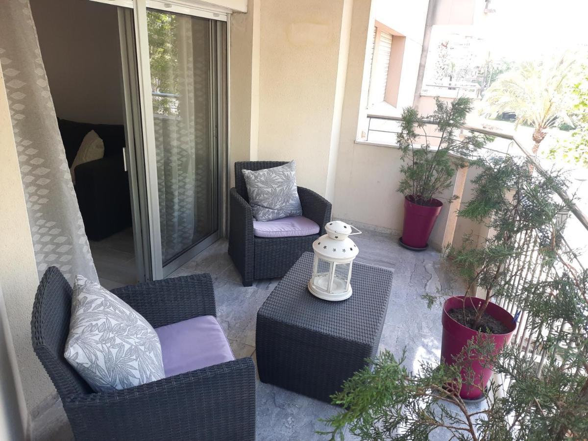 Bsb - Dream Holidays Apartment ซาลอว์ ภายนอก รูปภาพ